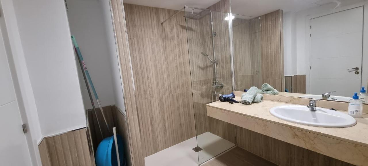 Tamarindo I piscinas de agua salada - fibra óptica Corralejo Exterior foto